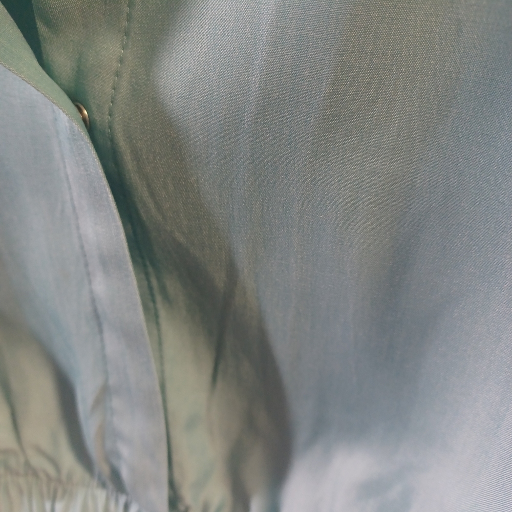 Elegant Seafoam Crop Top - Picture 5 of 7